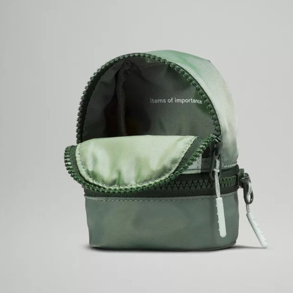 ❤️ Lululemon City Adventurer Backpack Nano Green NWT - Picture 2 of 3